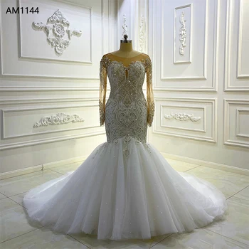 Сватбена рокля ръчна изработка с дълги ръкави от мъниста AM1144