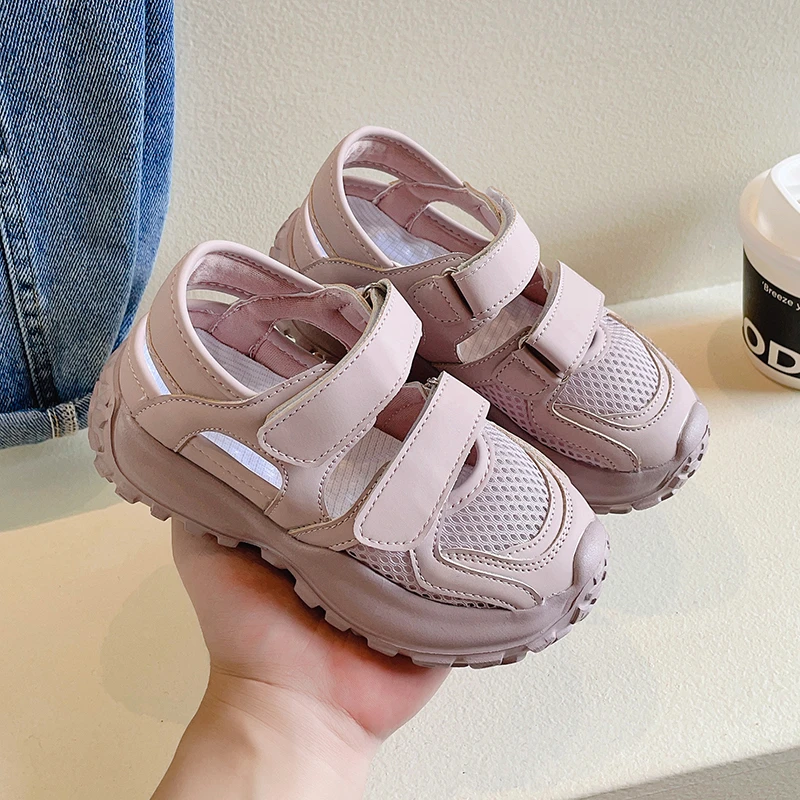 Спортни сандали за момичета; новост 2023 г.; лятна однотонная универсална детска ежедневни обувки; Дишащи обувки на куки и панти; черни училищни обувки за момчета;